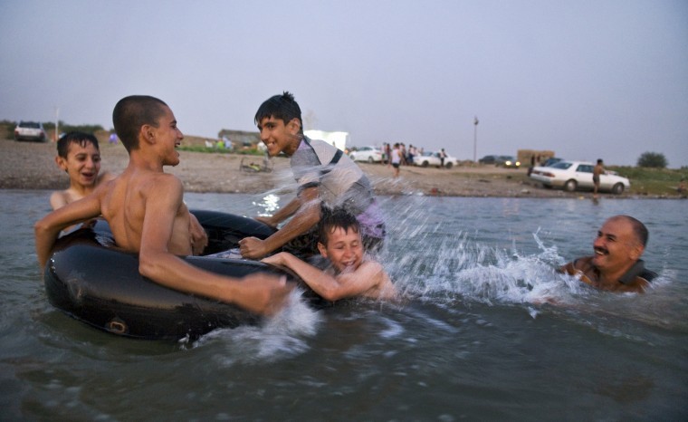 Life in Dawr, Iraq